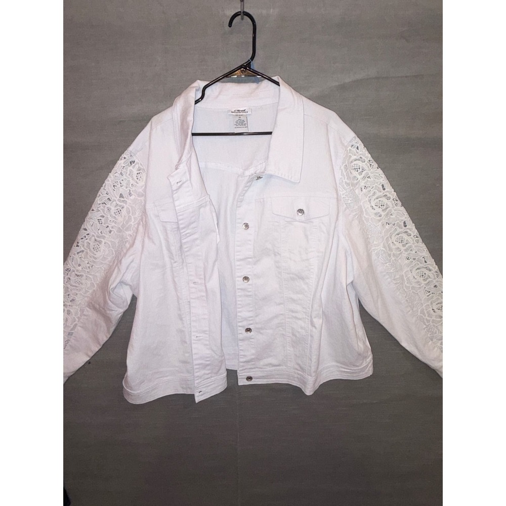 X 3 Back in the Saddle White Denim Jacket Crochet Lace Sleeve Plus Size 3 - Picture 3 of 5